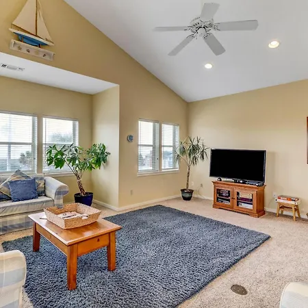 Oceanview Home W Balcony
